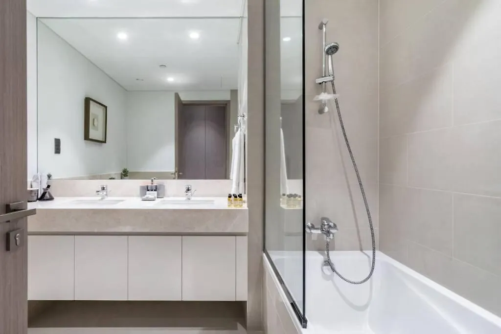 First Class 2Br In The Heart Of Downtown Dubai United Arab Emirates