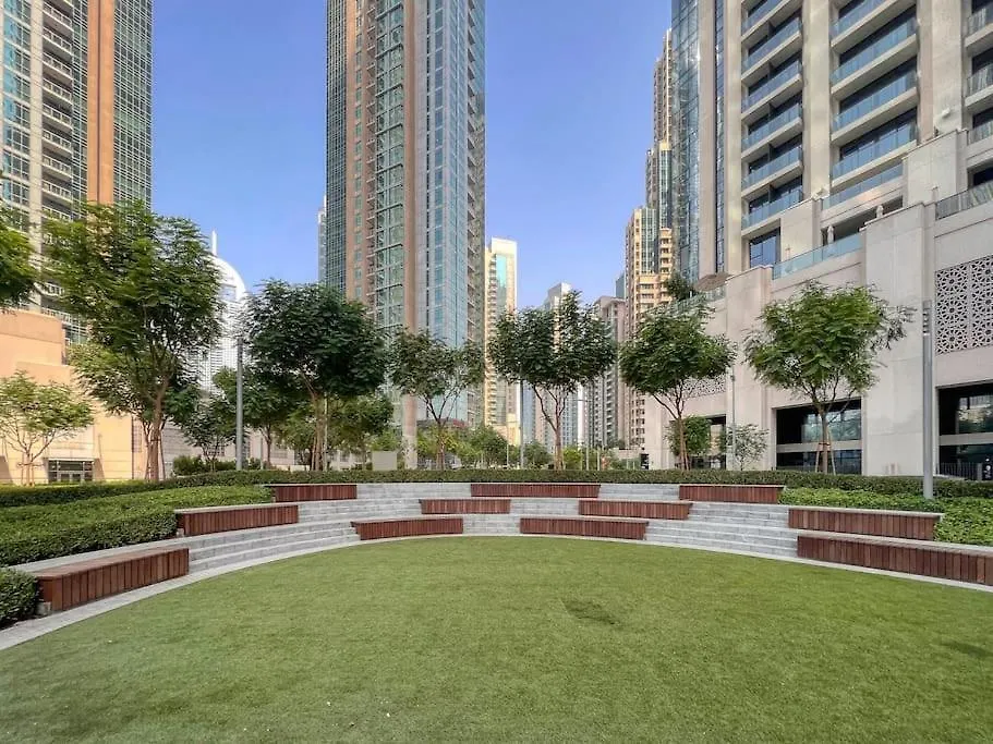 First Class 2Br In The Heart Of Downtown Dubai 0*,
